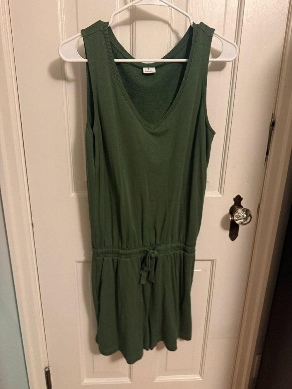 Amazon Essentials Women’s Small Olive Green Sleeveless Romper